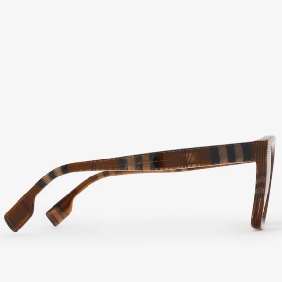 Burberry Sunglasses, New 235 - Picture 3 of 3